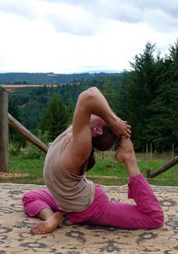 Kapota Asana (Pigeon)